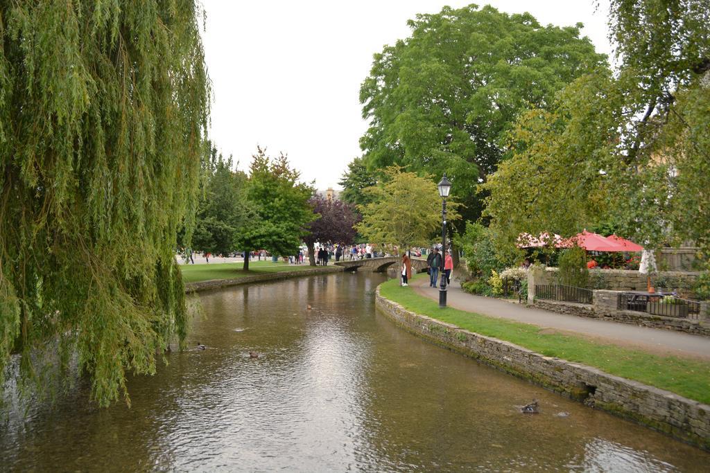 Coombe Cottage Sutton Green 外观 照片