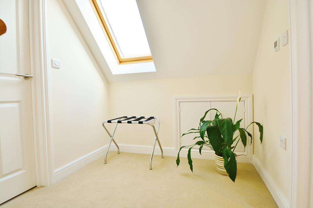 Coombe Cottage Sutton Green 外观 照片
